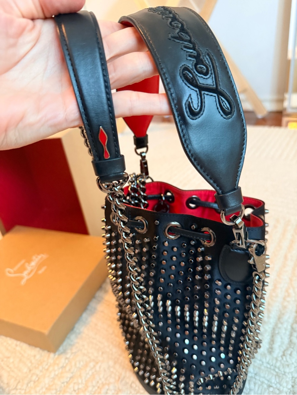 Christian Louboutin Mary Jane Bucket Bag with Box - Picture 5 of 9